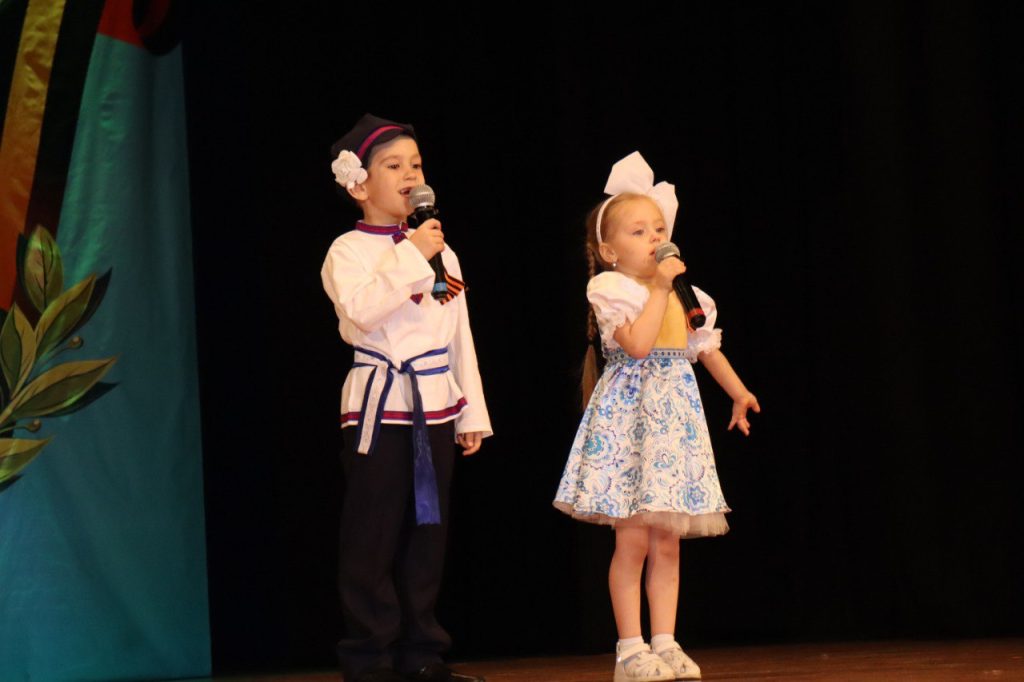 В Кузбассе продолжается приём заявок на фестиваль-конкурс патриотической песни «ПесниZаРодину»