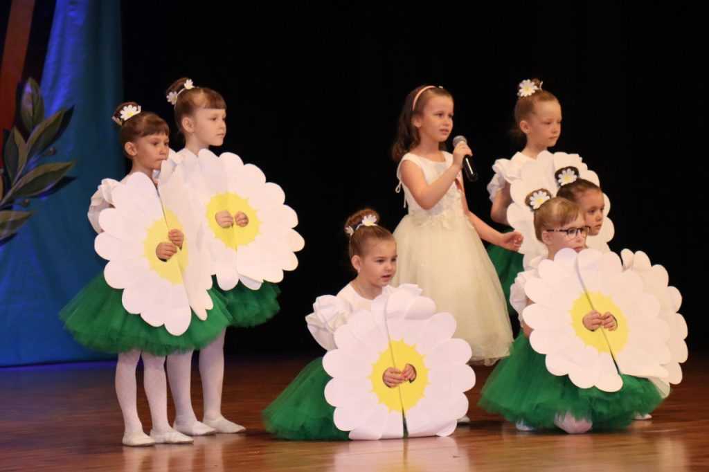 В Кузбассе продолжается приём заявок на фестиваль-конкурс патриотической песни «ПесниZаРодину»