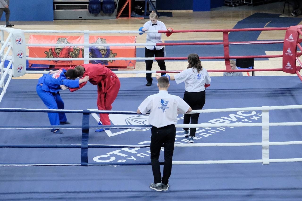 Спорт в кемерово. Соревнования. Российские спортсмены. Соревнования по универсальному бою 2023. Соревнования по универсальному бою бросок.